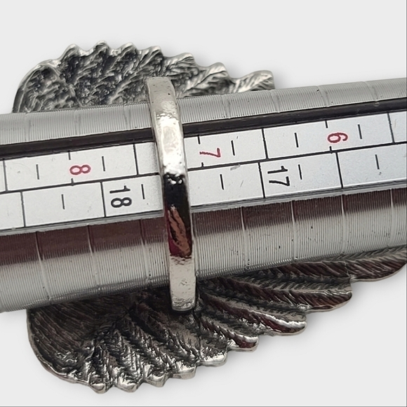 Textured Angel Wings Antique Silver Tone Statement Ring - Picture 7 of 10